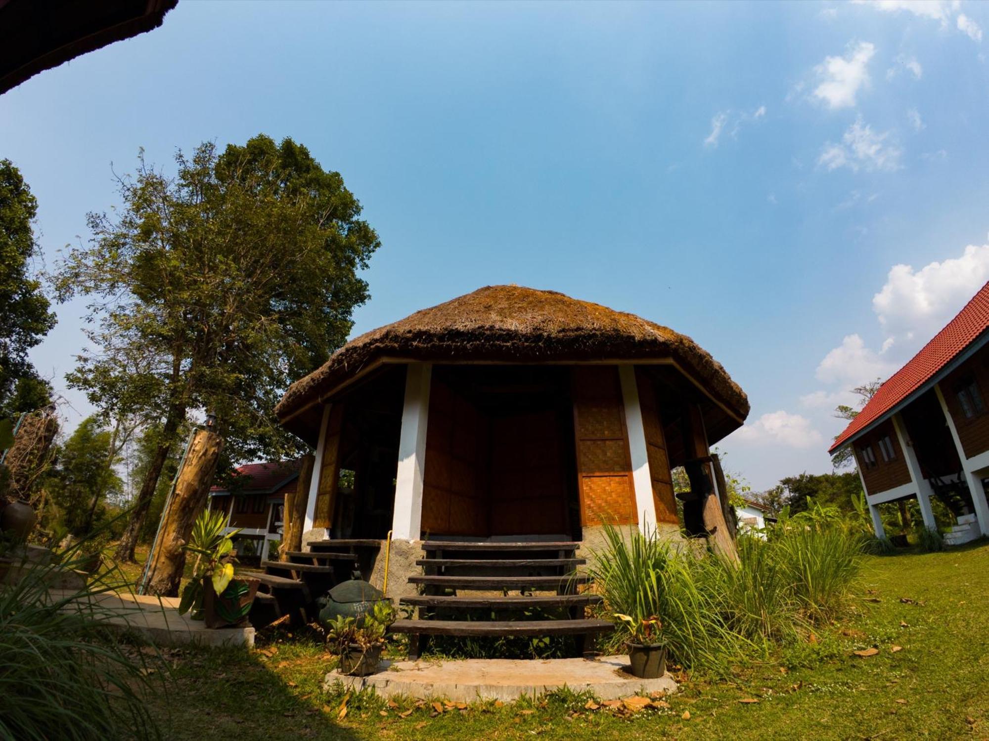 Bolaven Garden Bungalow And Tent - Tad Lo Ban Kiangtat Bagian luar foto