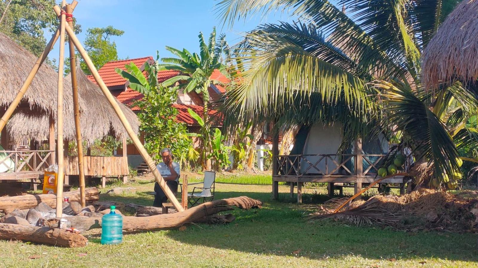 Bolaven Garden Bungalow And Tent - Tad Lo Ban Kiangtat Bagian luar foto
