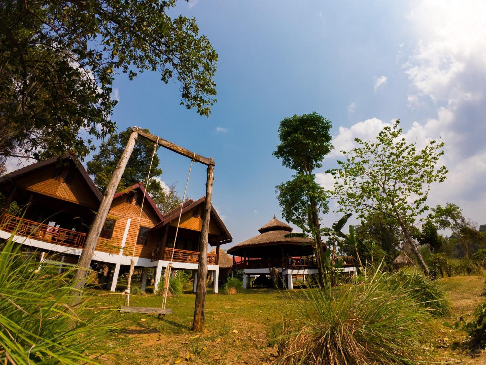 Bolaven Garden Bungalow And Tent - Tad Lo Ban Kiangtat Bagian luar foto